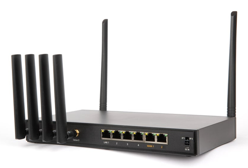 Peplink B One 5G Cellular network router