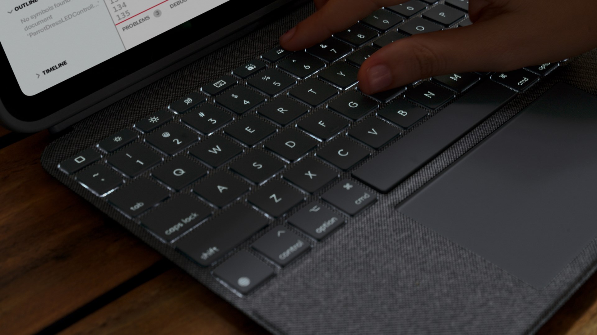 Logitech Combo Touch