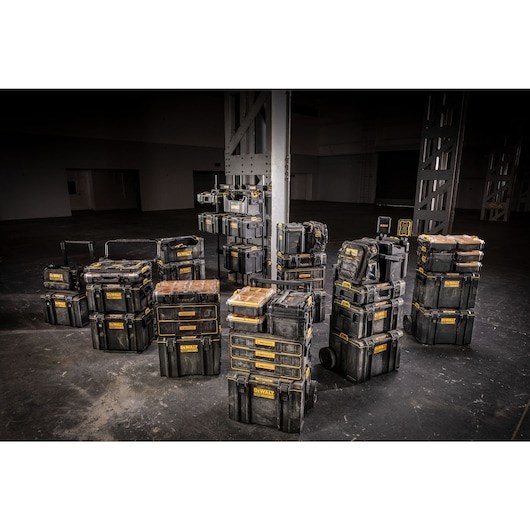 DeWALT DWST08061-1 small parts/tool box Metal  Plastic Black  Stainless steel  Yellow