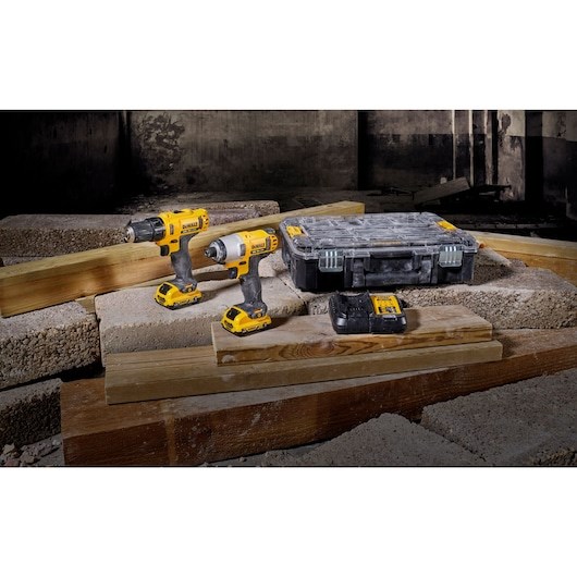 DeWALT DCK211D2T power screwdriver/impact driver Black Grey Yellow
