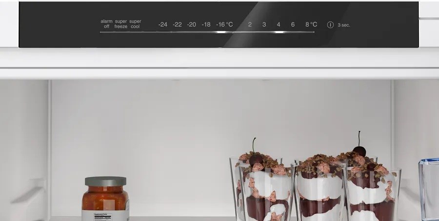 Bosch Serie 2 KIN96NSE0 fridge-freezer Built-in 290 L E White