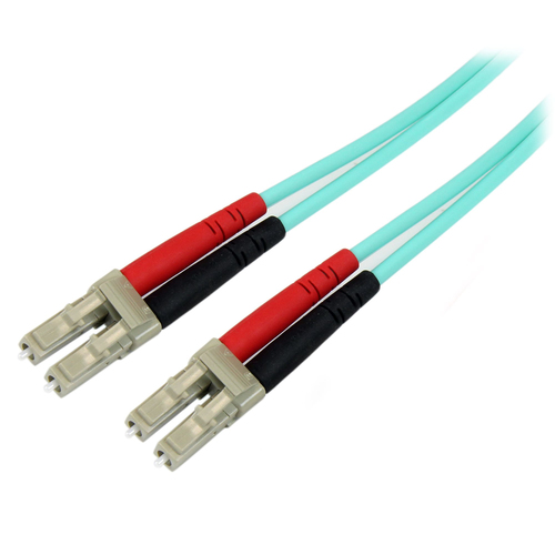 StarTech.com 10m (30...