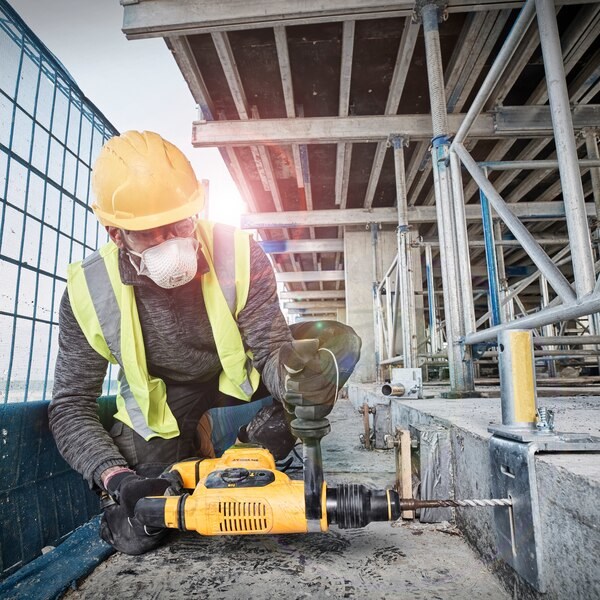 DeWalt chisel hammer D25810K