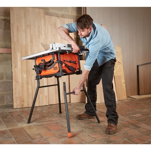 Black & Decker BES720-QS table saw 4800 RPM