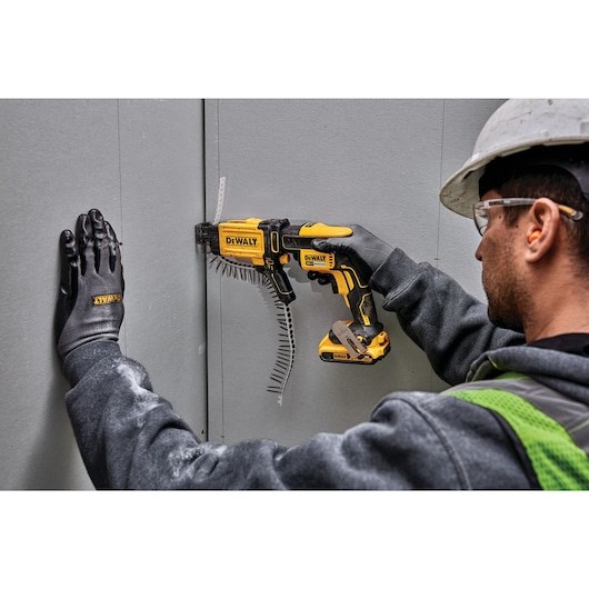 DeWALT DCF6202-XJ power screwdriver/impact driver Black  Yellow