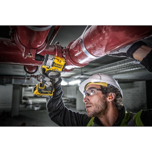 DEWALT Akku-Schlagschrauber 1/2  18V / 1 7Ah