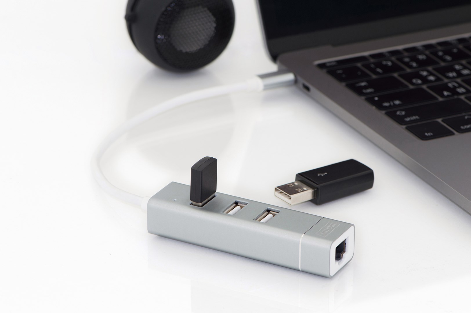 Digitus USB Type-C™ 3-Port Hub + Fast Ethernet LAN Adapter