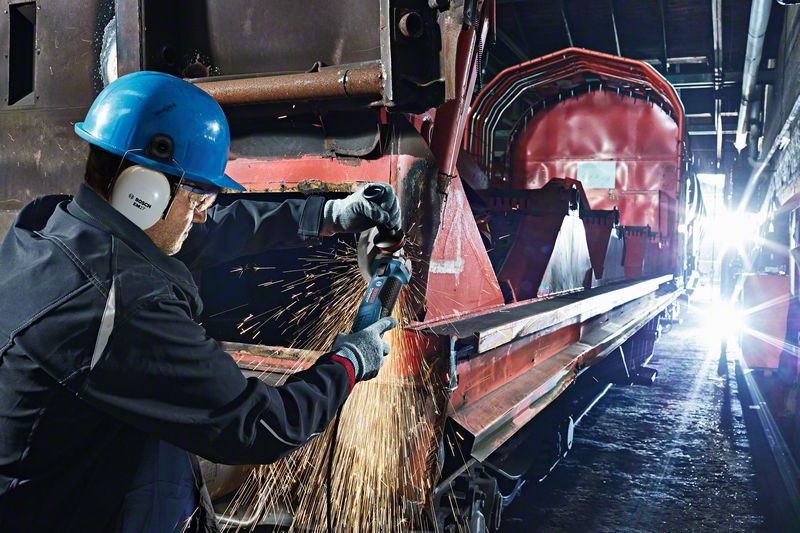 Bosch GWS 19-125 CIE Professional angle grinder 12.5 cm 11500 RPM 1900 W 2.4 kg