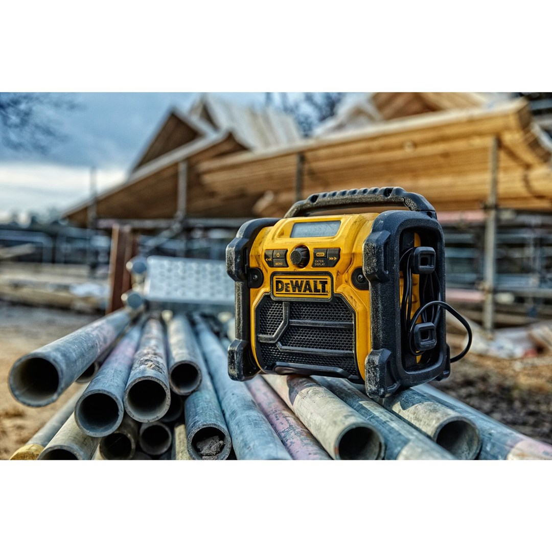 DeWALT DCR020-QW radio Portable Digital Black  Yellow