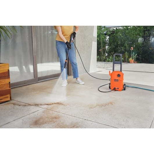 Black & Decker BEPW1300L-QS pressure washer Compact Electric 312 l/h Orange