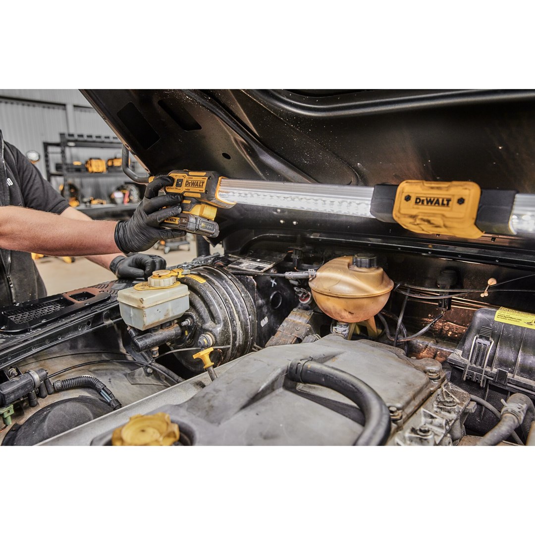 DEWALT. LAMPA LED 18V PODWIESZANA DCL045