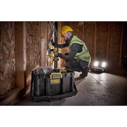 DeWALT DWST08061-1 small parts/tool box Metal  Plastic Black  Stainless steel  Yellow