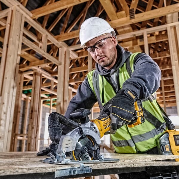DEWALT DCS571P2 portable circular saw 115 mm 2x XR 18V 5Ah T-STAK II Black  Yellow