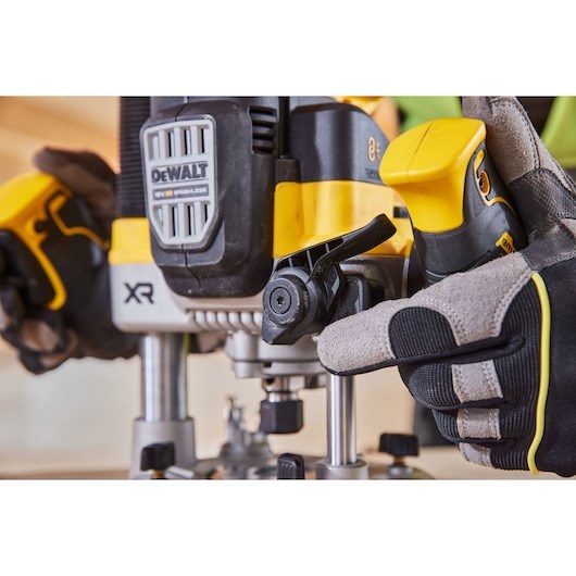 DeWALT DCW620H2-QW router/trimmer Black  Yellow 23000 RPM