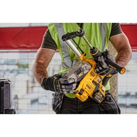 DEWALT 18V DUST EXTRACTION SYSTEM