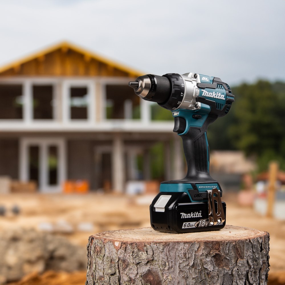 MAKITA. SCREWDRIVER UD.18V DHP489RTJ 73/40Nm 2x5 0Ah