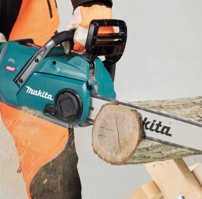 Makita Chainsaw 40V XGT UC016GZ 40 centimeters