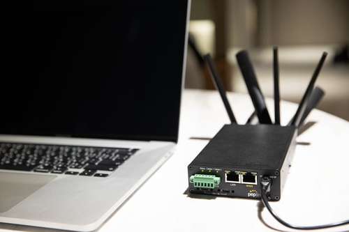 MAX-TST-PRO-DUO-LTEA-Q-T-PRM - Routers by Peplink
