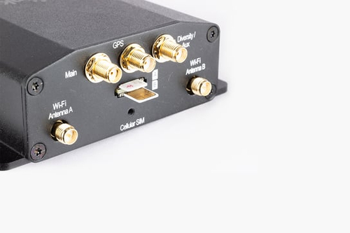 Peplink BR1 Mini Cellular network modem