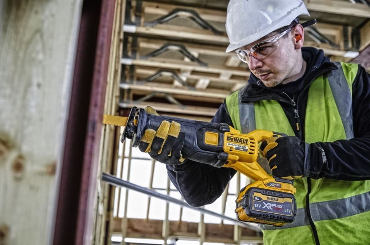 DEWALT DCS389NT reciprocating saw FlexVolt 54V TSTAK Black  Yellow