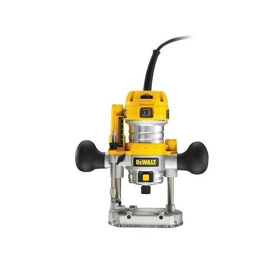 Plunge router