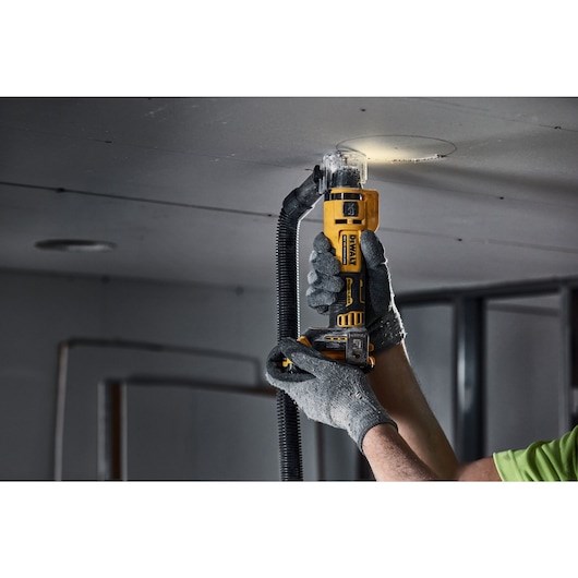 DEWALT.FREZARKA DO PŁYT G-K 18V DCE555N