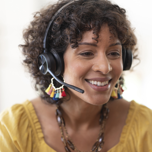 Poly Voyager 4320 USB-A Headset +BT700 dongle
