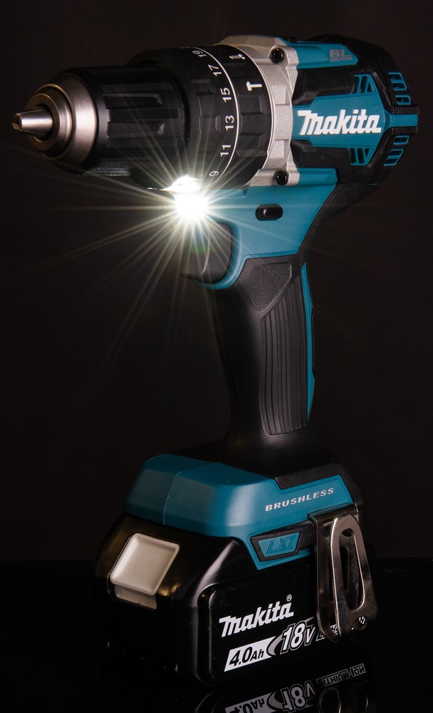 Makita DHP484 2000 RPM Black  Blue