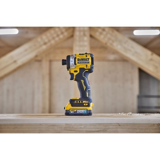 DeWALT DCF860E2T-QW power screwdriver/impact driver 3800 RPM Black Yellow