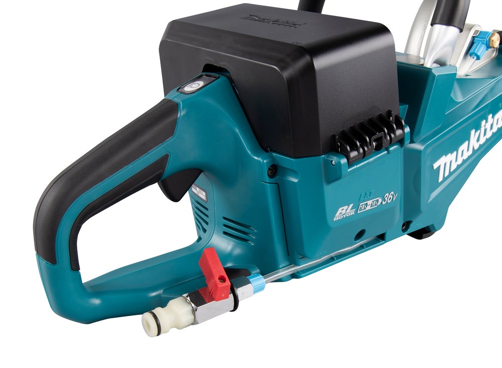 Makita DCE090T2X1 hand-held concrete saw/cutter