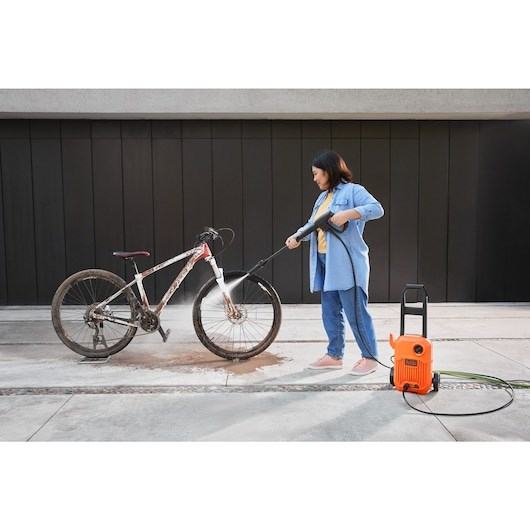 Black & Decker BEPW1300L-QS pressure washer Compact Electric 312 l/h Orange