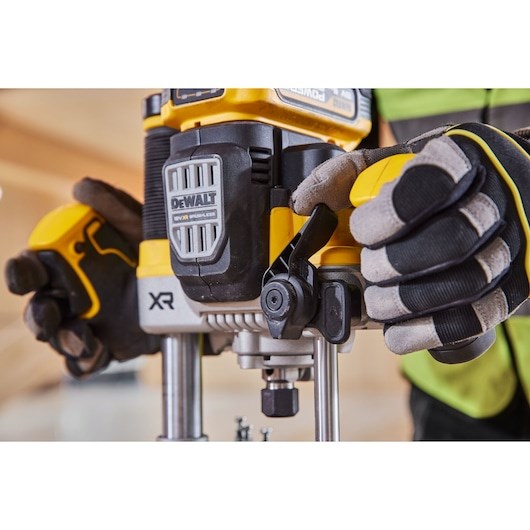 DeWALT DCW620H2-QW router/trimmer Black  Yellow 23000 RPM