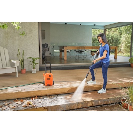 Black & Decker BEPW1650-QS pressure washer Compact Electric 330 l/h Orange