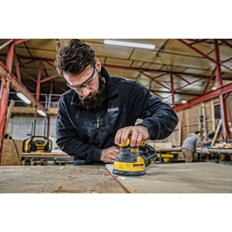 DeWALT DWE6423-QS portable sander Orbital sander 12000 OPM Black  Yellow 280 W