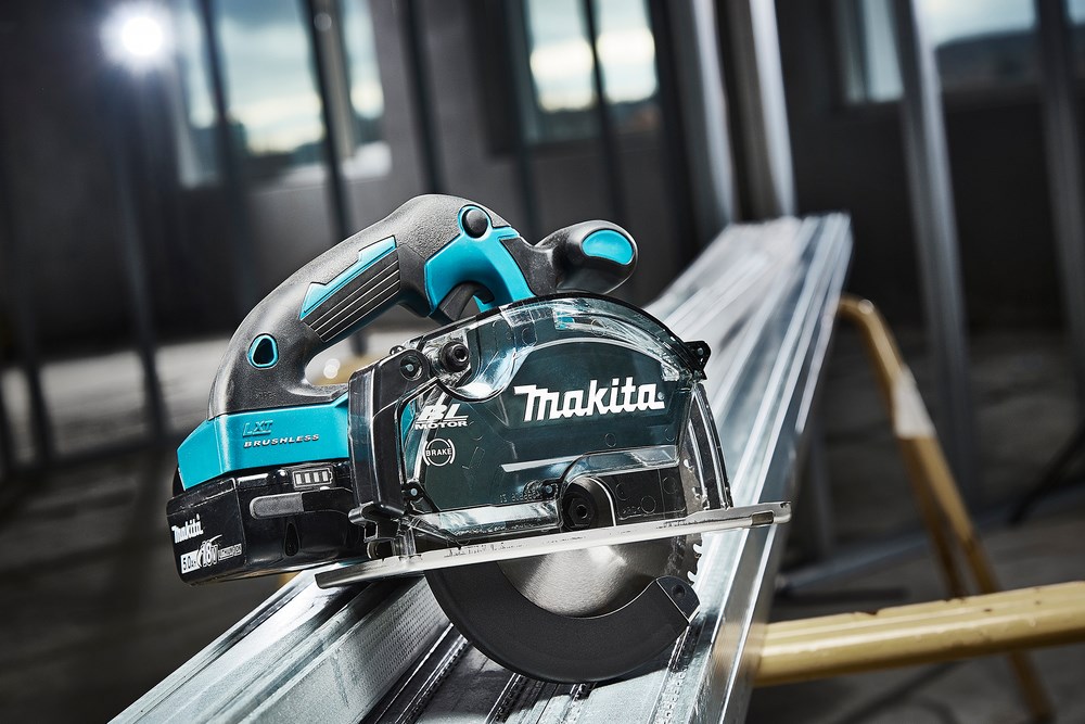 Makita DCS553Z portable circular saw 15 cm Black  Blue 4200 RPM
