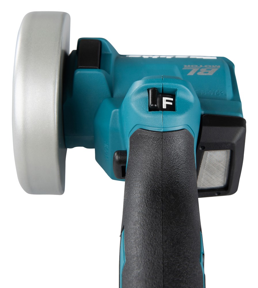 MAKITA. BLADE CUTTER. 76mm 18V DMC300Z