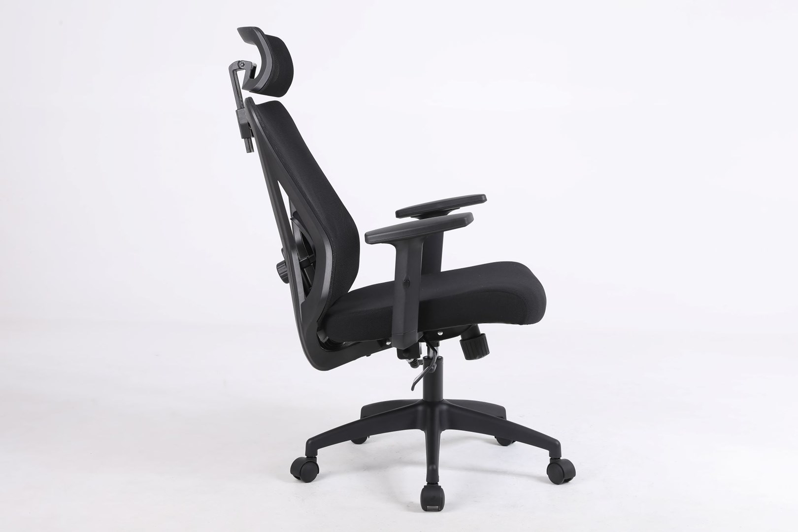 Activejet T5 ergonomic office chair black