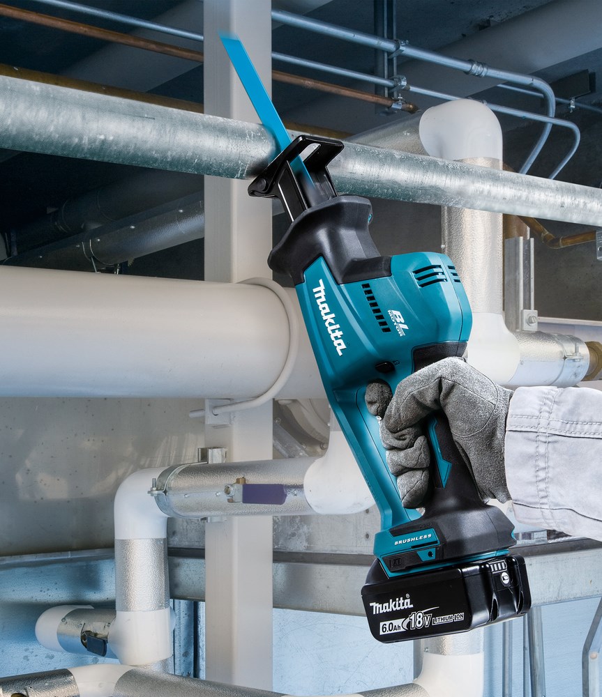 Makita DJR189Z reciprocating saw Black  Blue