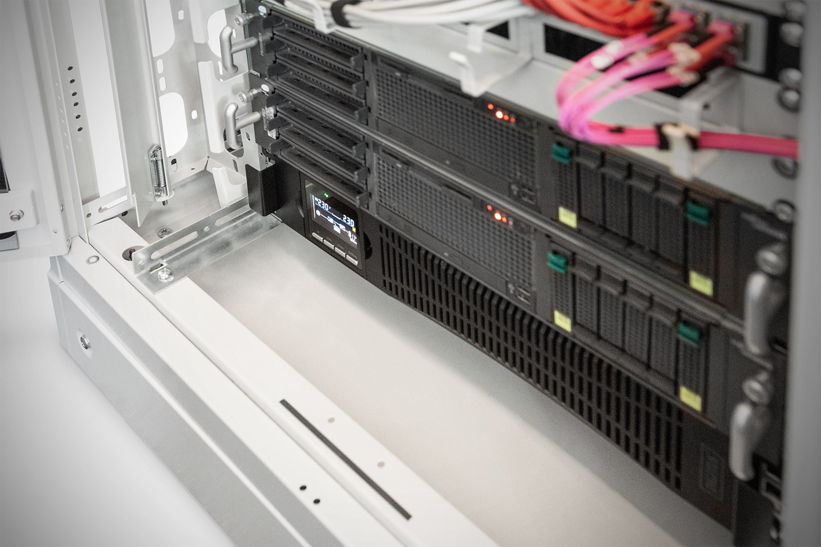Digitus OnLine UPS system, 3000 VA / 3000 W