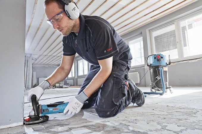 Bosch GBR 15 CAG 9300 RPM Black, Blue 1500 W