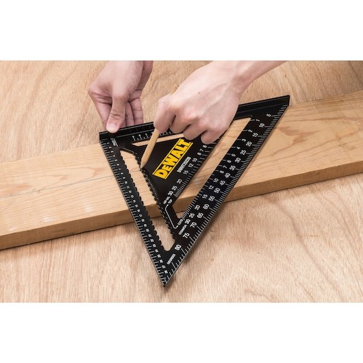 DeWALT DWHT25228-0 ruler 300 mm Aluminium Black  Yellow