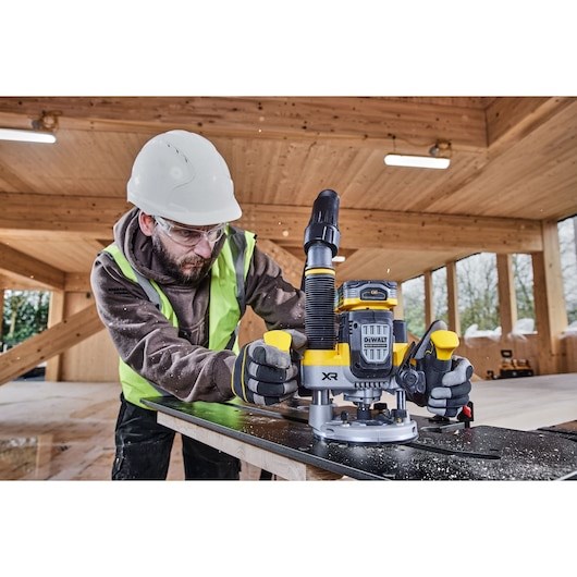 DeWALT DCW620H2-QW router/trimmer Black  Yellow 23000 RPM