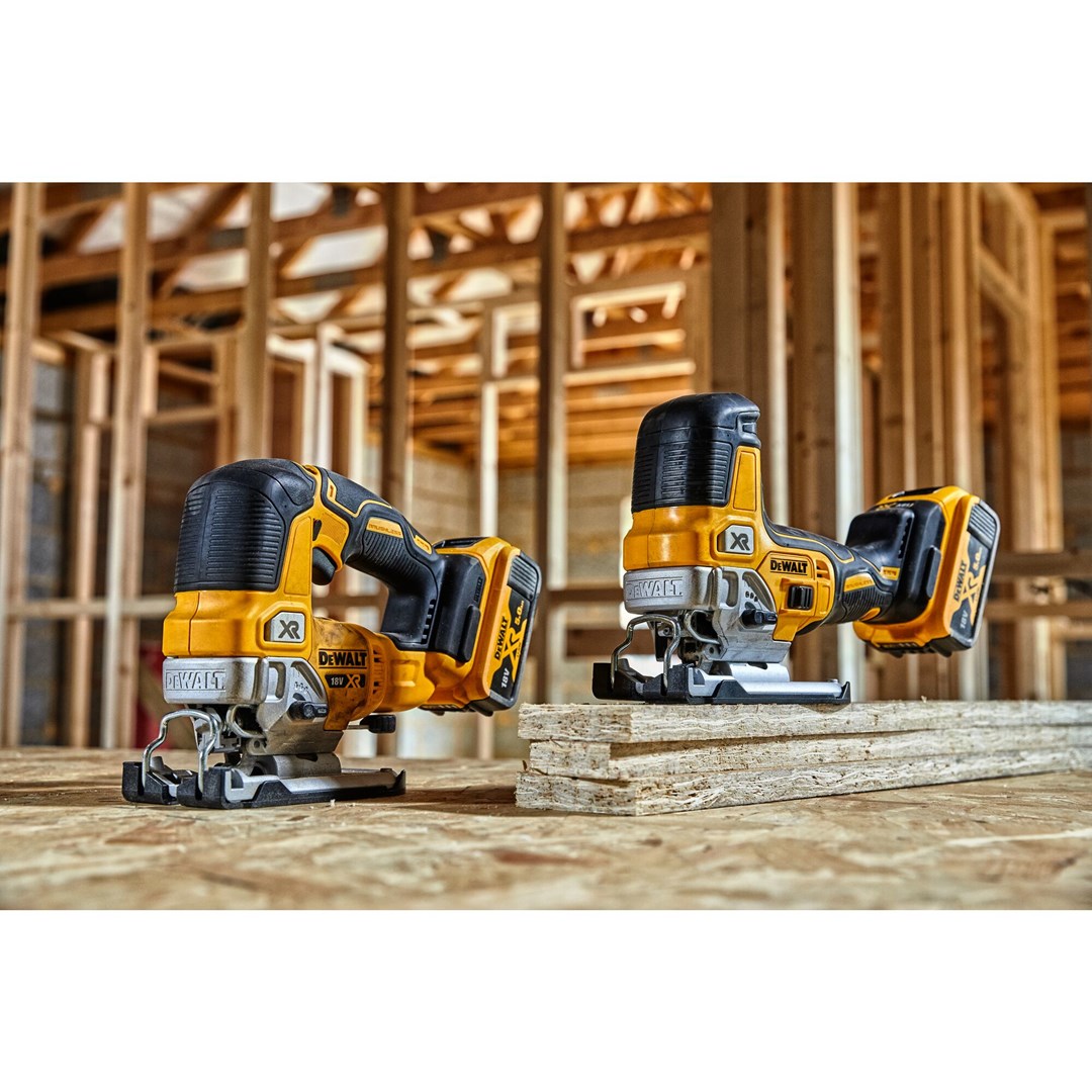 GRIP JIGSAW DEWALT DCS335N-XJ