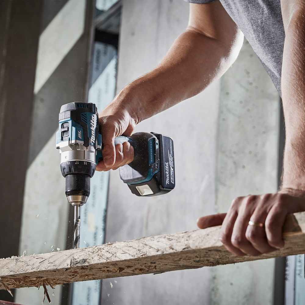 MAKITA. SCREWDRIVER 18V DDF489RTJ 73/40Nm 2x5.0Ah