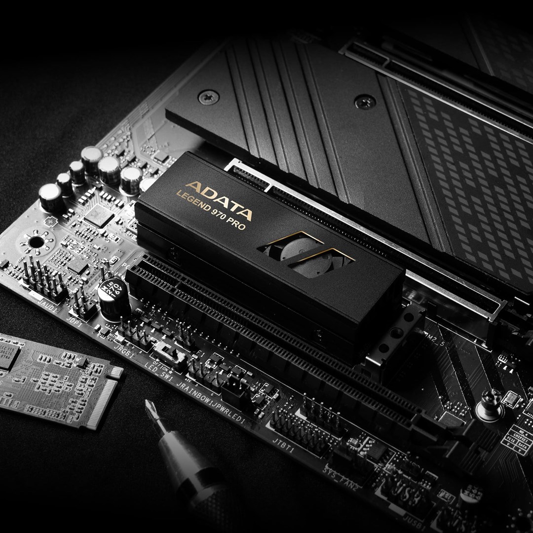 Dysk SSD ADATA Legend 970 Pro  4TB Color Box HSK