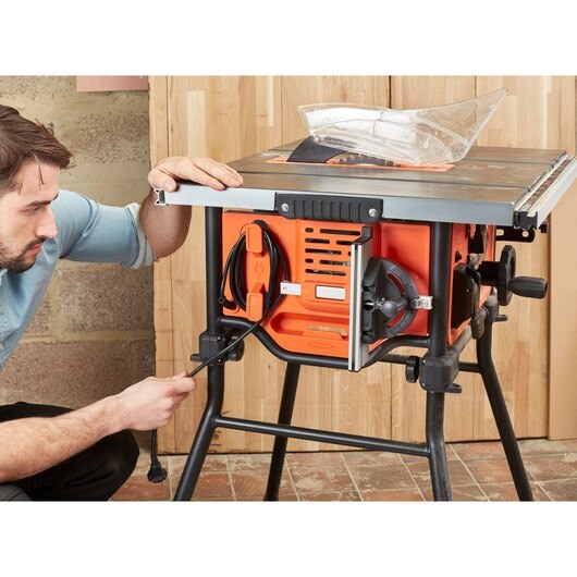 Black & Decker BES720-QS table saw 4800 RPM