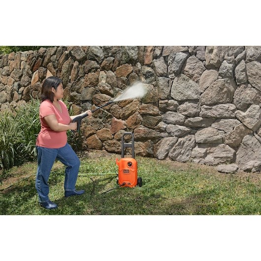 Black & Decker BEPW1650-QS pressure washer Compact Electric 330 l/h Orange