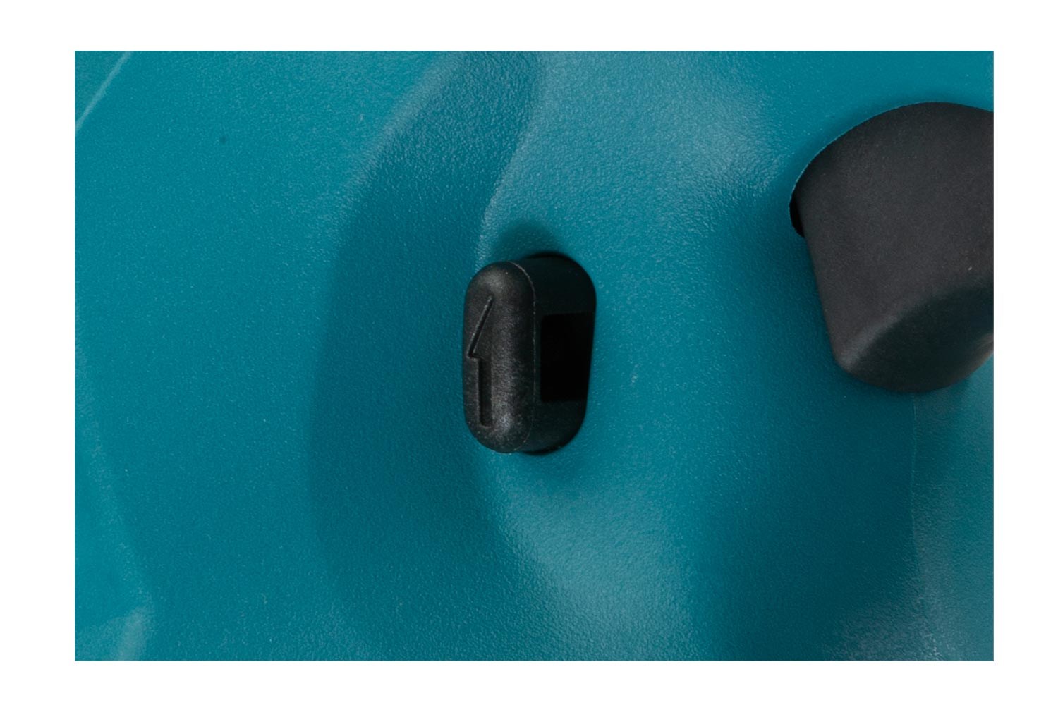 Makita Earth Auger powered by 2x18V batteries  model DDG461Z