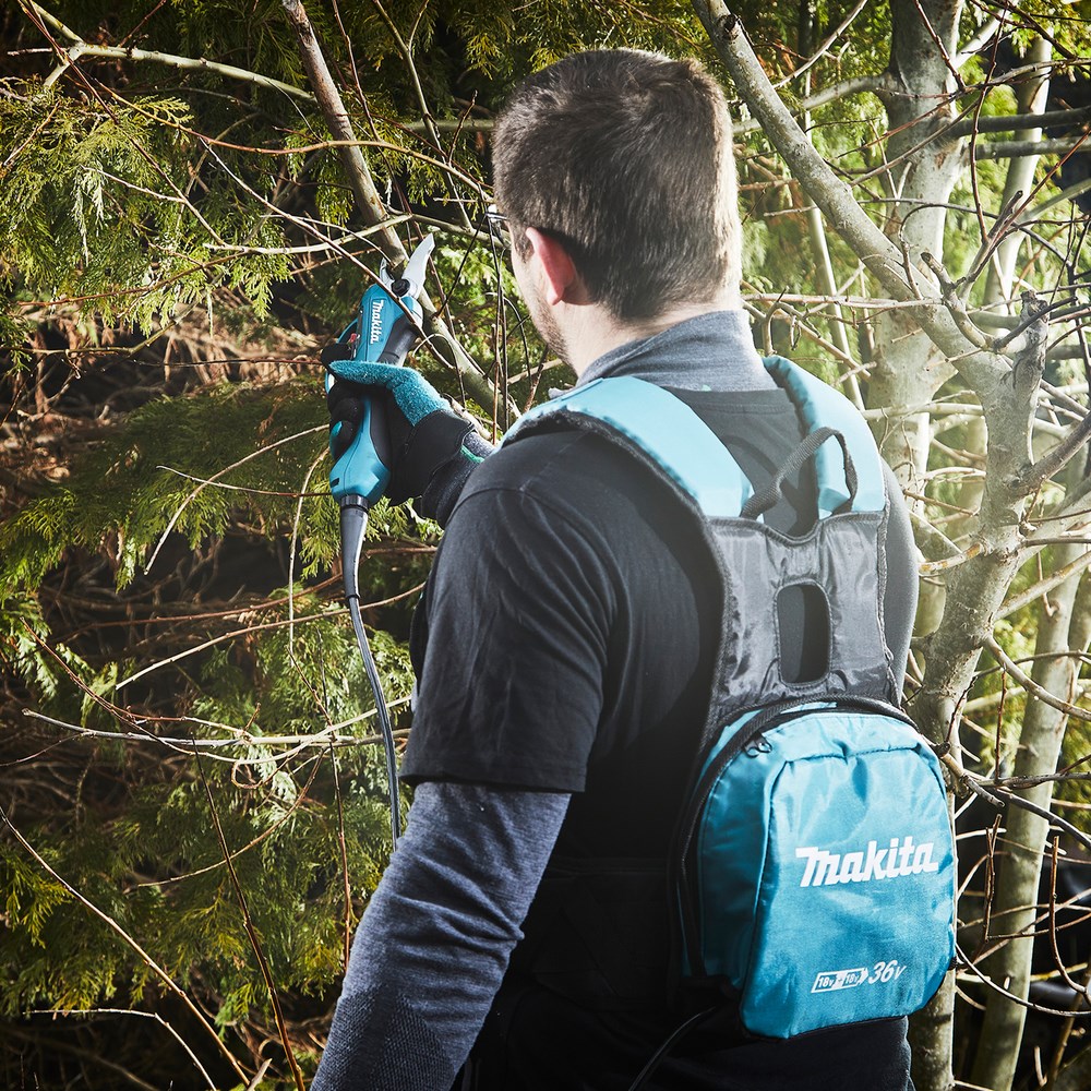 Makita DUP362Z power shear/nibbler