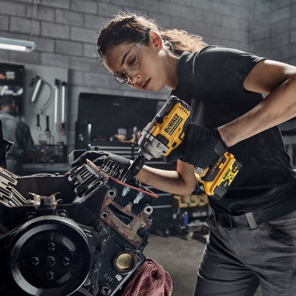 DeWALT DCF892NT-XJ power screwdriver/impact driver 2000 RPM Black  Yellow